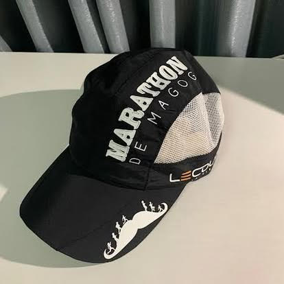 Casquettes de course personnalisées
